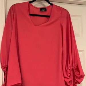 Vici brand new pink balloon sleeve